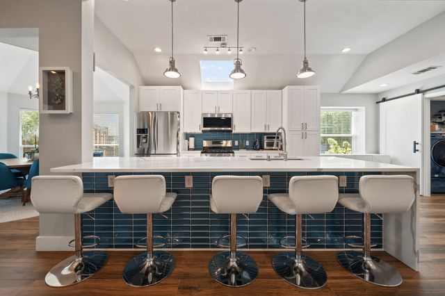 6402 Bluebonnet Drive, Rowlett, TX 75089