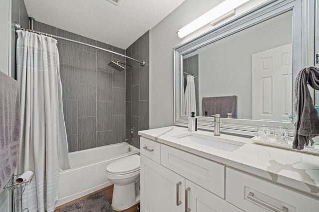 6402 Bluebonnet Drive, Rowlett, TX 75089