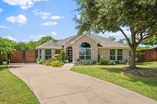 6402 Bluebonnet Drive, Rowlett, TX 75089