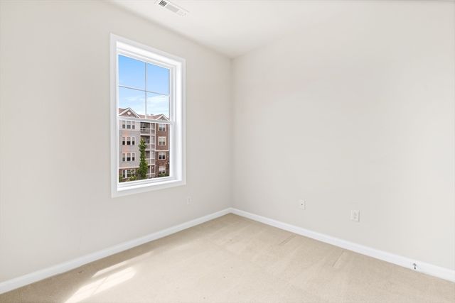 2305 Pennington Drive 305, Walpole, MA 02081