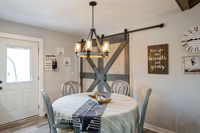 1395 Bible Hill Rd, Parsons, TN 38363