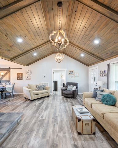 1395 Bible Hill Rd, Parsons, TN 38363