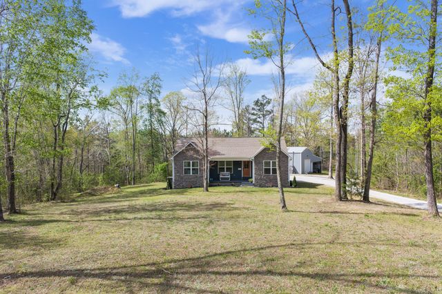 1395 Bible Hill Rd, Parsons, TN 38363