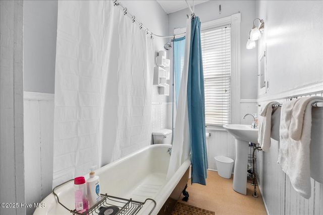 317 S 3rd Street, Wilmington, NC 28401