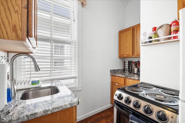 317 S 3rd Street, Wilmington, NC 28401