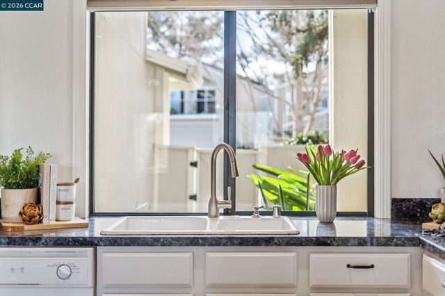 1500 Siskiyou Dr, Walnut Creek, CA 94598