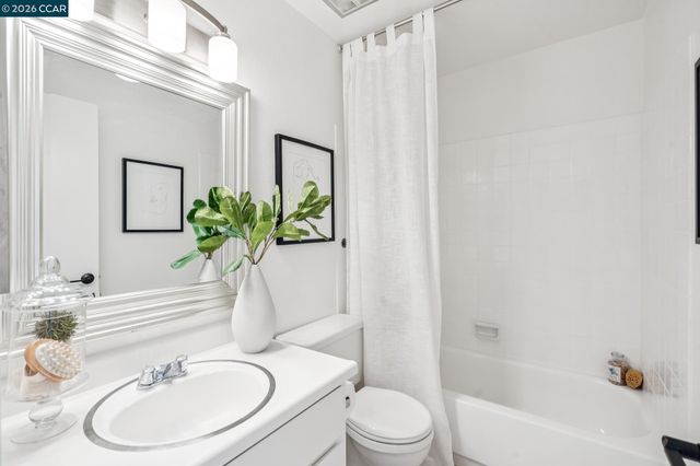 1500 Siskiyou Dr, Walnut Creek, CA 94598