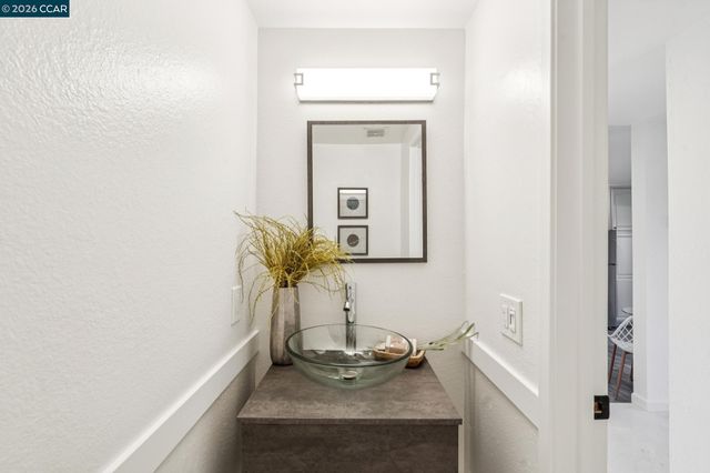 1500 Siskiyou Dr, Walnut Creek, CA 94598