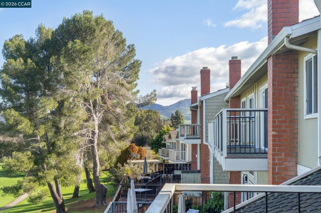 1500 Siskiyou Dr, Walnut Creek, CA 94598