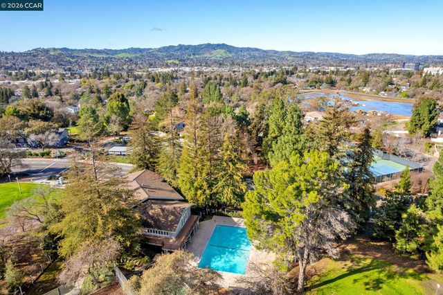 1500 Siskiyou Dr, Walnut Creek, CA 94598