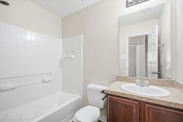 34 San Simeon Drive, Manvel, TX 77578
