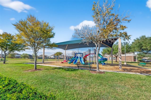 34 San Simeon Drive, Manvel, TX 77578