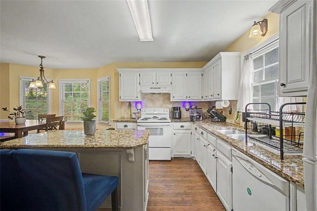 3865 Ryans Run Way, Lilburn, GA 30047