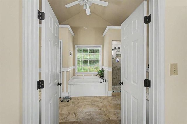 3865 Ryans Run Way, Lilburn, GA 30047