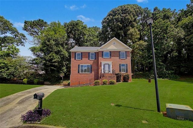 3865 Ryans Run Way, Lilburn, GA 30047