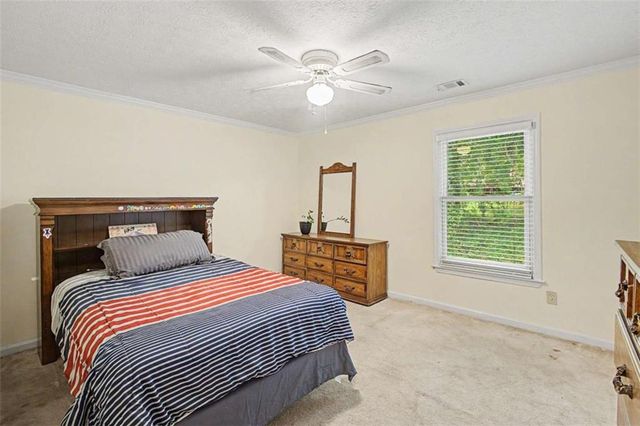 3865 Ryans Run Way, Lilburn, GA 30047
