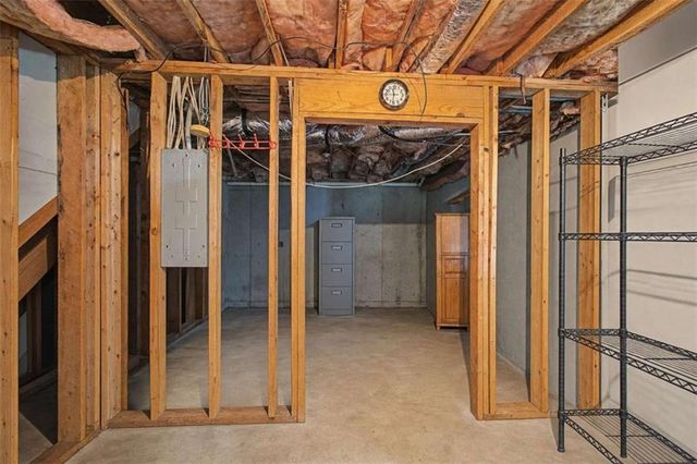 3865 Ryans Run Way, Lilburn, GA 30047