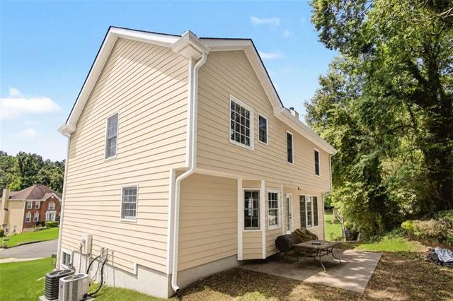 3865 Ryans Run Way, Lilburn, GA 30047