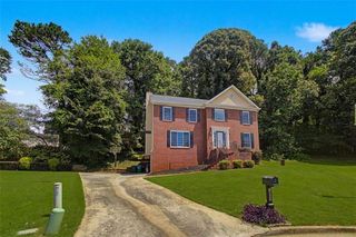 3865 Ryans Run Way, Lilburn, GA 30047