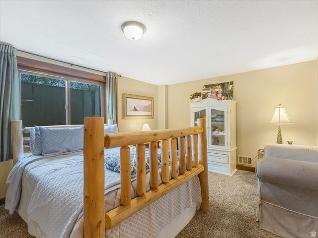 422 S MARYFIELD DR, Salt Lake City, UT 84108