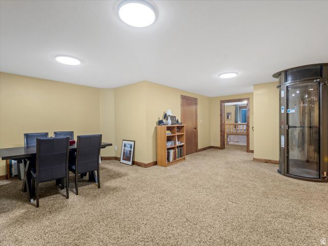 422 S MARYFIELD DR, Salt Lake City, UT 84108