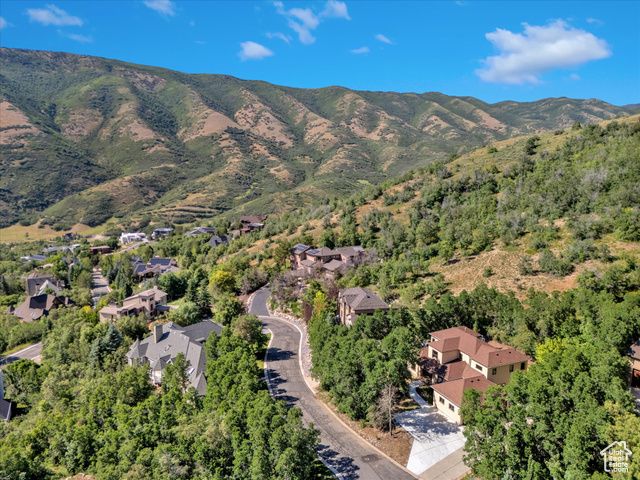 422 S MARYFIELD DR, Salt Lake City, UT 84108