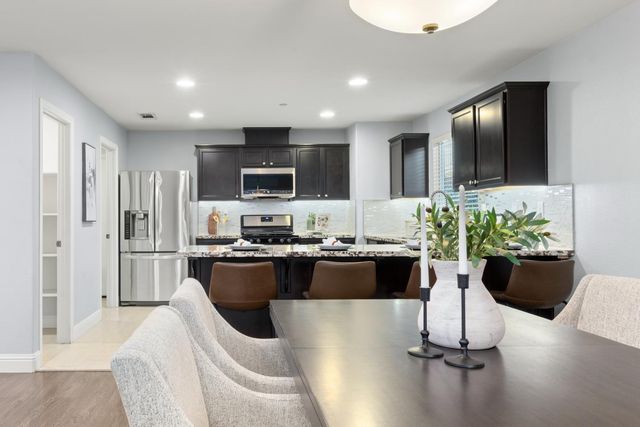 1262 Banyan Way, Lincoln, CA 95648