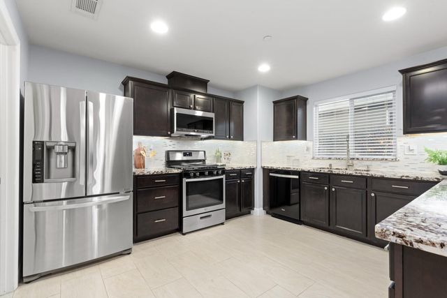 1262 Banyan Way, Lincoln, CA 95648
