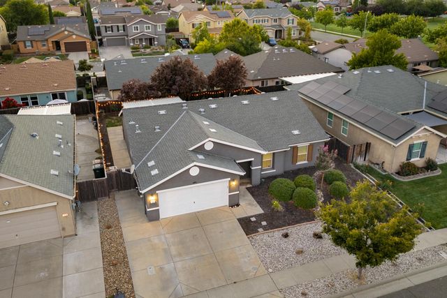 1262 Banyan Way, Lincoln, CA 95648