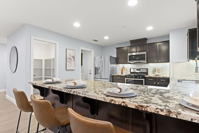1262 Banyan Way, Lincoln, CA 95648