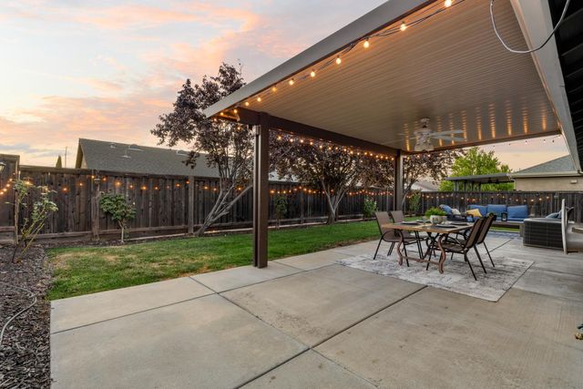 1262 Banyan Way, Lincoln, CA 95648