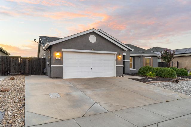 1262 Banyan Way, Lincoln, CA 95648