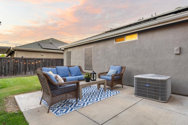 1262 Banyan Way, Lincoln, CA 95648