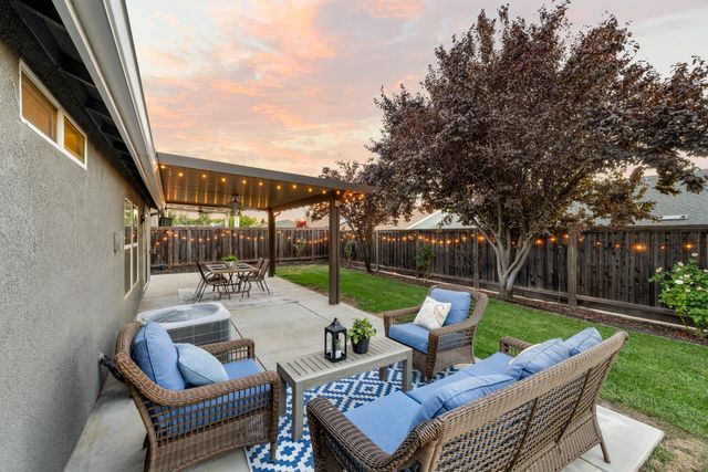 1262 Banyan Way, Lincoln, CA 95648