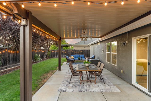 1262 Banyan Way, Lincoln, CA 95648