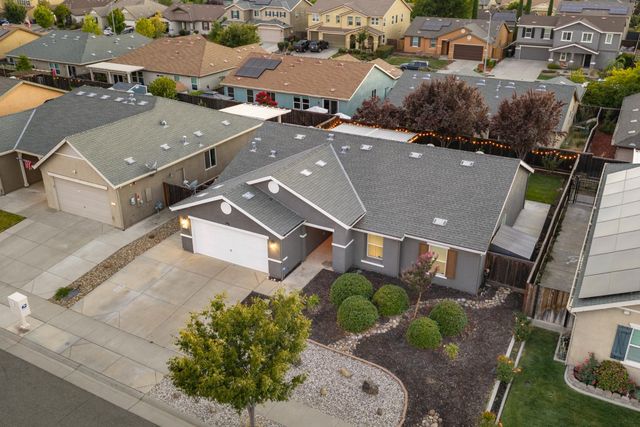 1262 Banyan Way, Lincoln, CA 95648