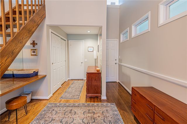 957 East Avenue, Rochester, NY 14607