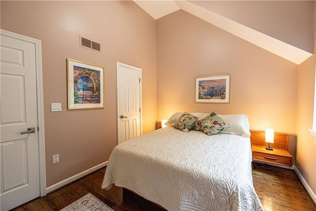 957 East Avenue, Rochester, NY 14607