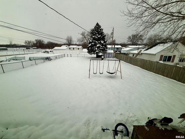 331 6TH Street, Colona, IL 61241