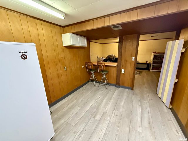 331 6TH Street, Colona, IL 61241