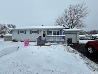 331 6TH Street, Colona, IL 61241