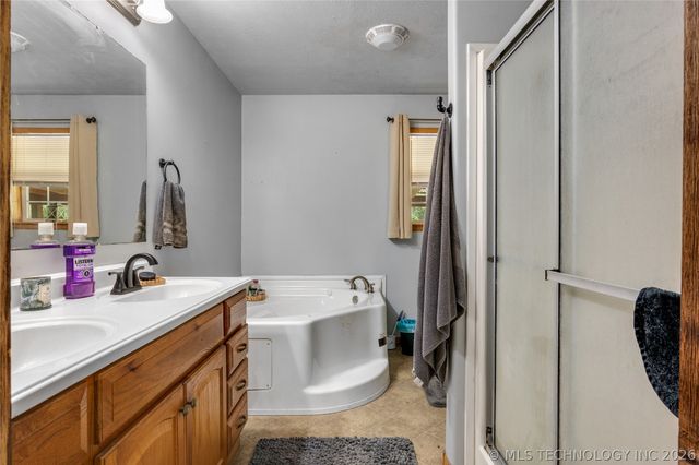 17255 E 394 Road, Claremore, OK 74017