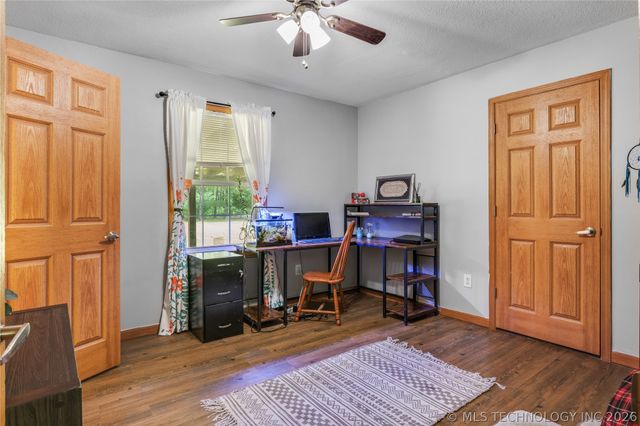17255 E 394 Road, Claremore, OK 74017