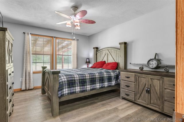 17255 E 394 Road, Claremore, OK 74017