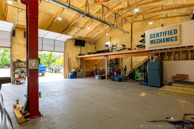 17255 E 394 Road, Claremore, OK 74017