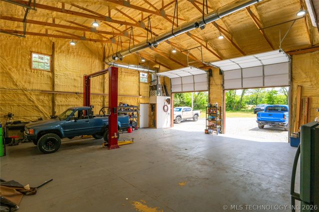 17255 E 394 Road, Claremore, OK 74017