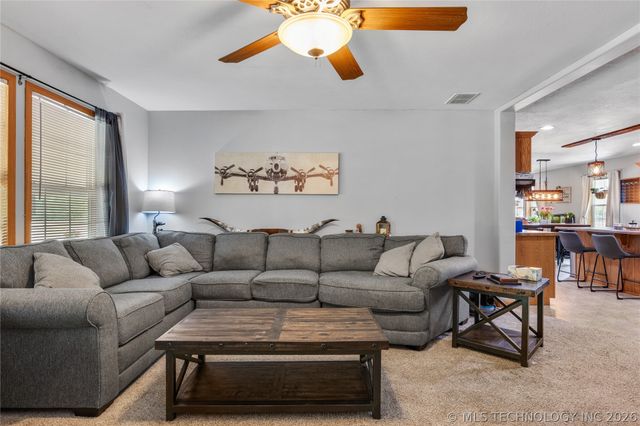 17255 E 394 Road, Claremore, OK 74017