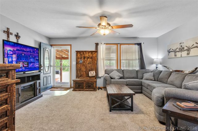 17255 E 394 Road, Claremore, OK 74017