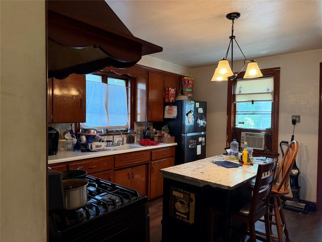 917 W 18TH Street, Erie, PA 16502