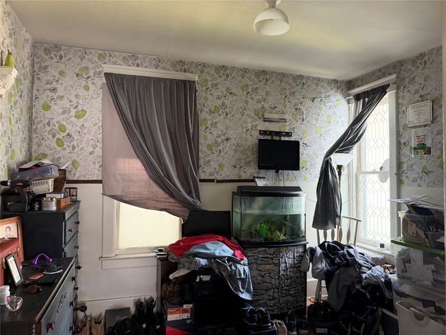 917 W 18TH Street, Erie, PA 16502